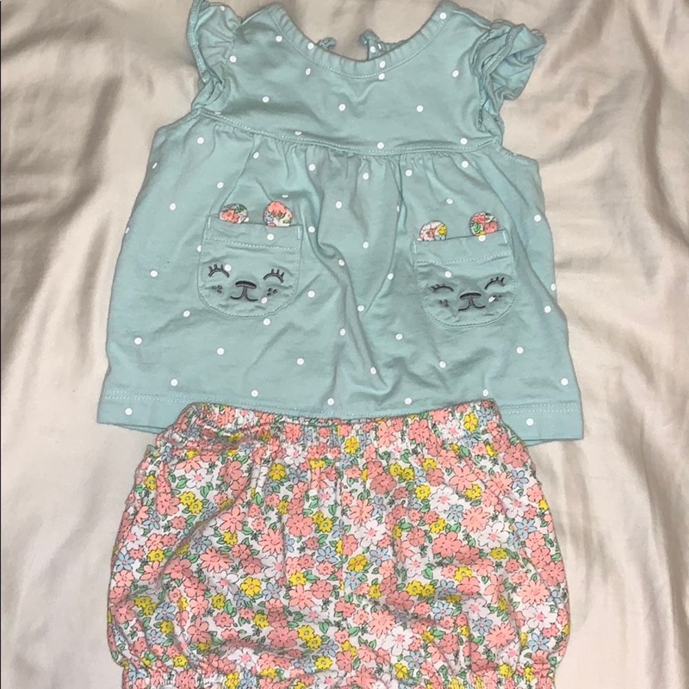 Baby outfit. 6 months.